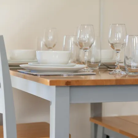 Pass The Keys Townhouse With Free Parking Holiday home